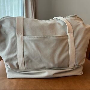 Lo and Sons Small Catalina Deluxe